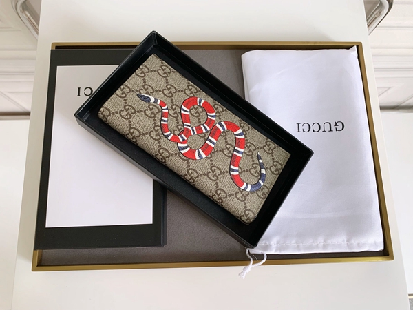 グッチ財布コピー正面デザイン